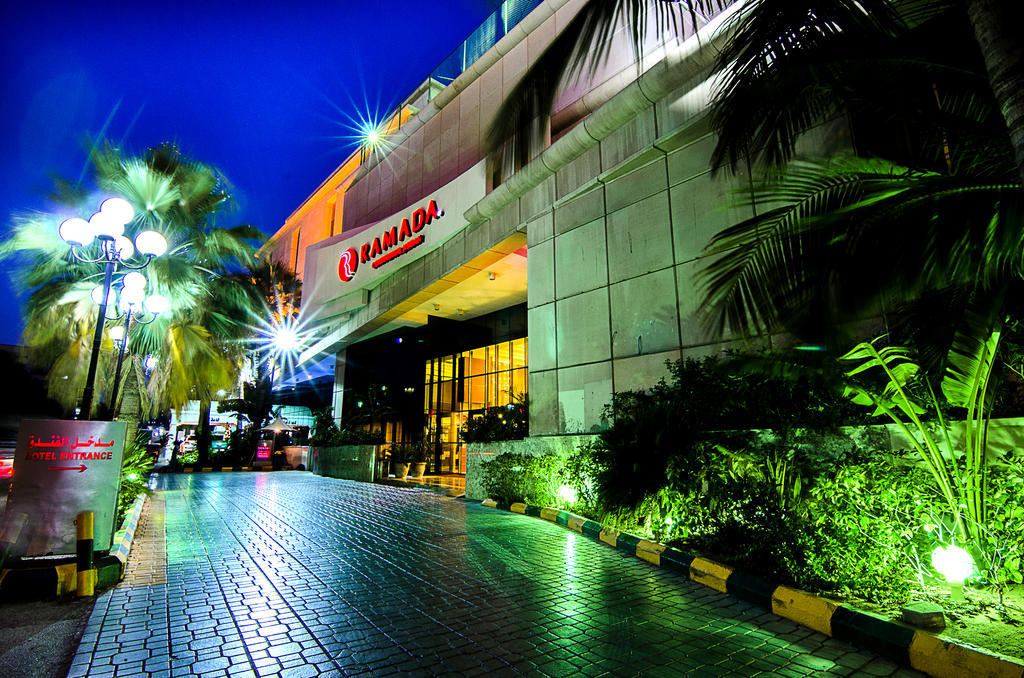 Ramada By Wyndham Continental Jeddah Hotel Exterior photo